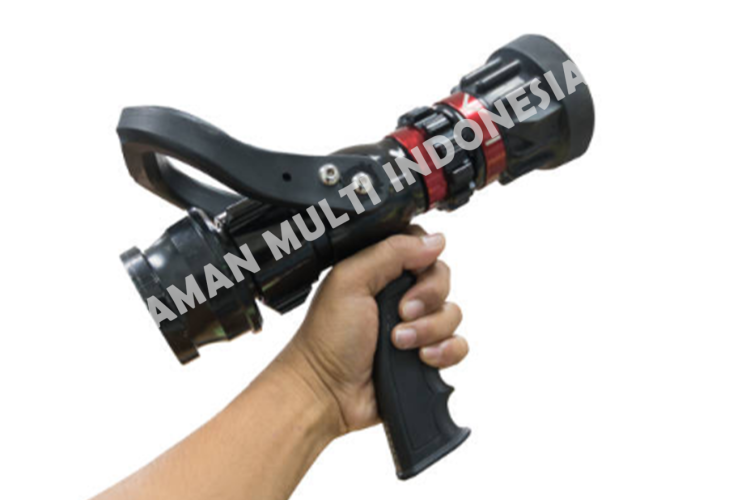 GUN NOZZLE! MENYERANG DAN BERTAHAN SAAT MEMADAMKAN KEBAKARAN!